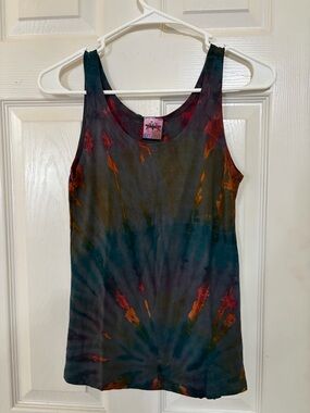 Women’s Tie-Dye Tank Top